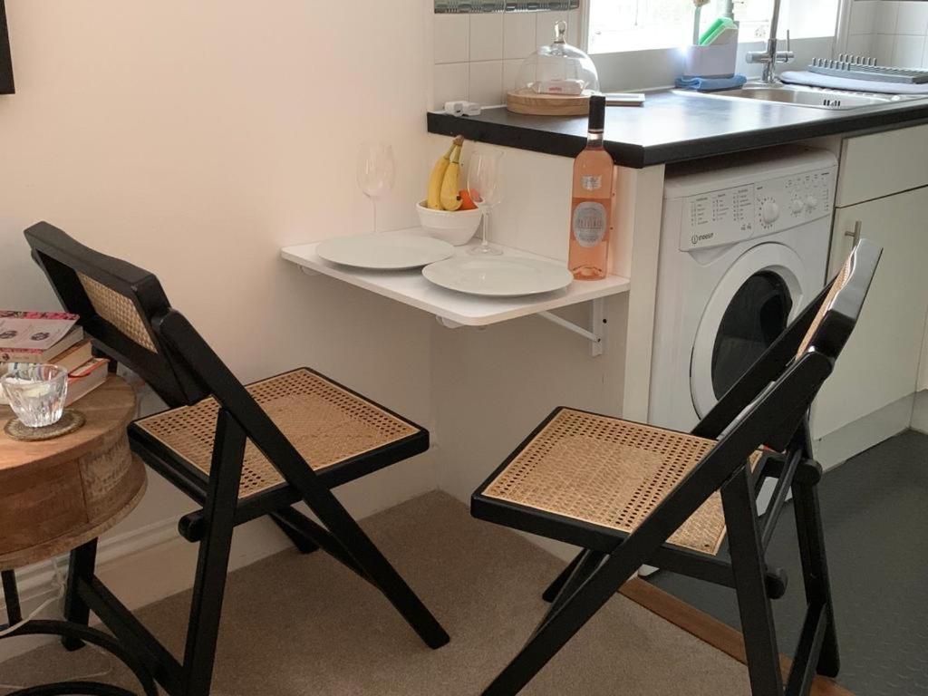 Studio Flat In The Heart Of St. Johns Wood London Exterior photo